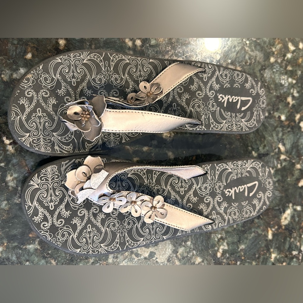 Clarks Women's Sandals with Floral Accents - Black and Gray